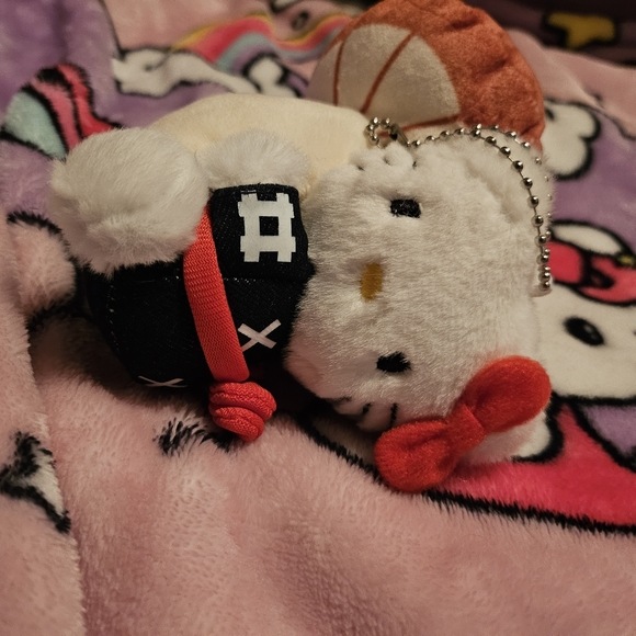 Hello kitty plush keychainshitake mushroom plush sanrio keychain - Picture 4 of 4